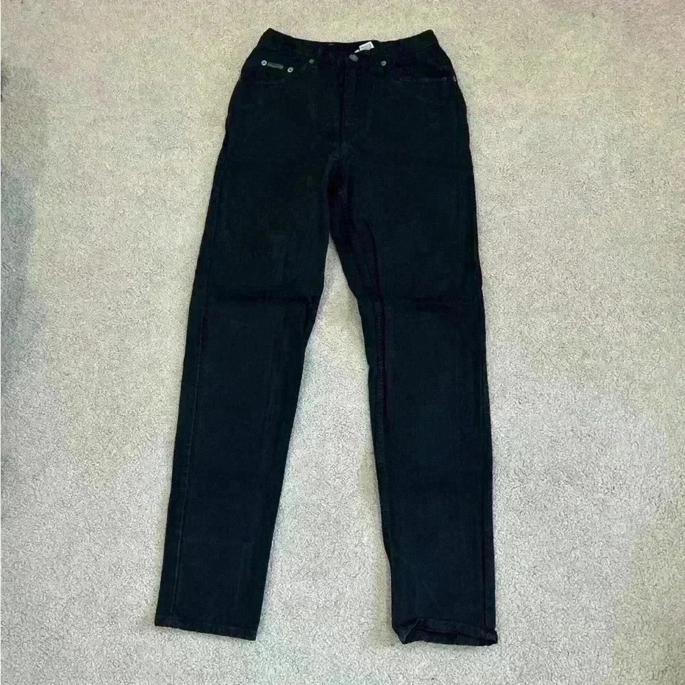 Vintage Calvin Klein high rise denim black jeans in size 6